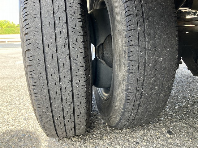 いすゞ エルフ 小型 平ボディ KR-NHR69(93623) 28枚目