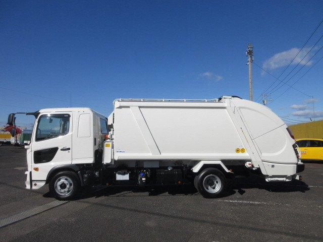 日野 レンジャー 中型 塵芥車（プレス式） 2KG-FD2ABA(107861) 5枚目