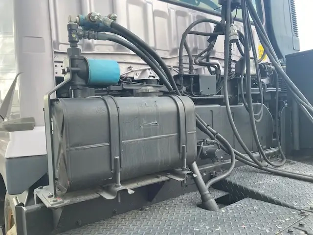 三菱ふそう スーパーグレート 小型 トラクタ（シングル） KL-FP54JPR(93757) 15枚目