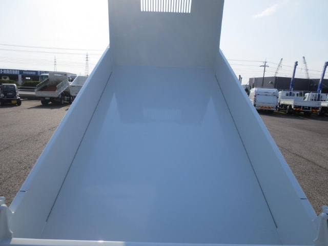 三菱ふそう キャンター 小型 土砂ダンプ 2RG-FBA60(99725) 10枚目