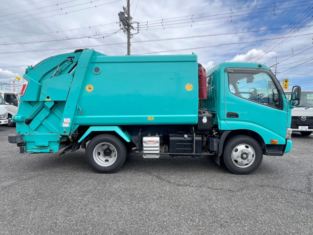 日野 デュトロ 小型 塵芥車（プレス式） 2RG-XZU605X(109246) 4枚目