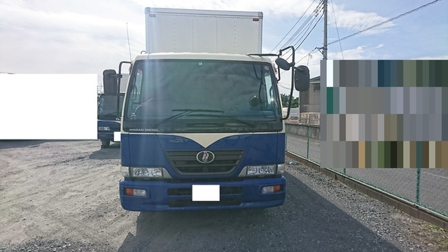 UDトラックス（日産） コンドル 中型 バン PB-MK37A(2250) 2枚目