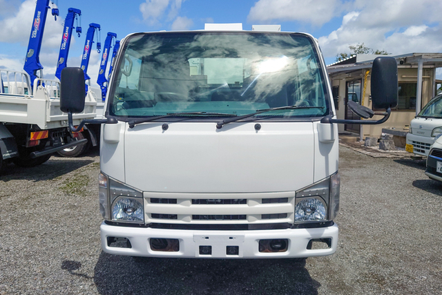 いすゞ エルフ 小型 塵芥車（プレス式） BKG-NKR85AN(12814) 1枚目