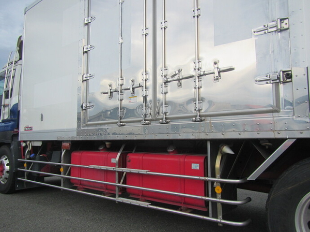 いすゞ ギガ 大型 冷蔵冷凍バン QKG-CYL77A(38741) 18枚目