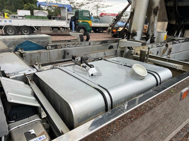 UDトラックス（日産） クオン 大型 土砂ダンプ *********(93794) 25枚目