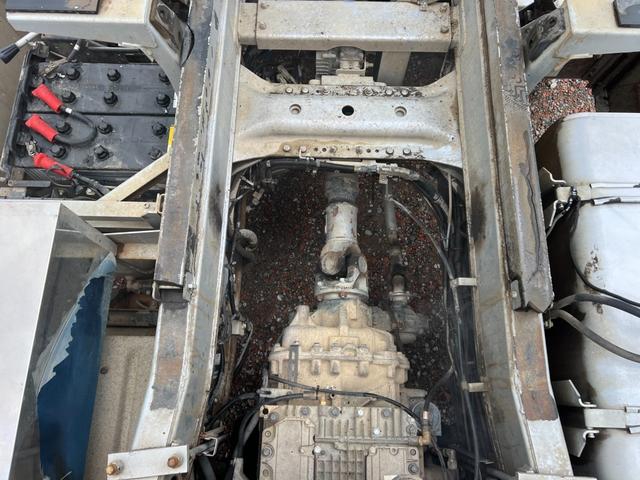 UDトラックス（日産） クオン 大型 土砂ダンプ *********(93794) 43枚目