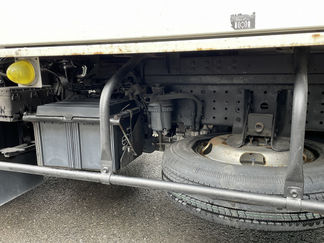 トヨタ ダイナ 小型 アルミバン 2RG-XZU605(93798) 9枚目