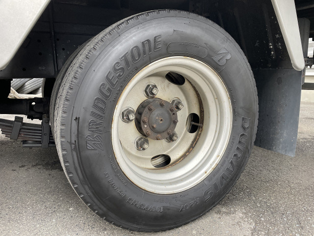 トヨタ ダイナ 小型 アルミバン 2RG-XZU605(93800) 32枚目