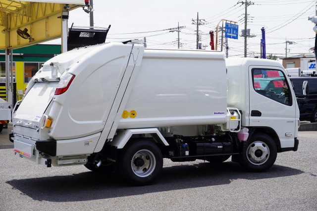 三菱ふそう キャンター 小型 塵芥車（プレス式） 2RG-FEAV0(93810) 8枚目