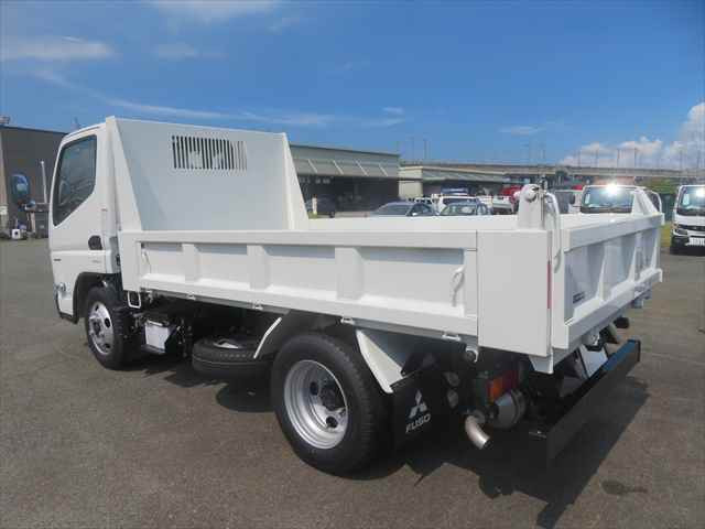 三菱ふそう キャンター 小型 土砂ダンプ 2RG-FBA60(93817) 8枚目