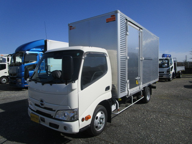 日野 デュトロ 小型 アルミバン 2KG-XZU655M(93824) 1枚目