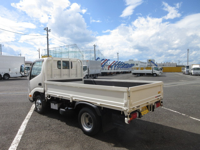 日野 デュトロ 小型 平ボディ 2KG-XZC605M(93831) 3枚目