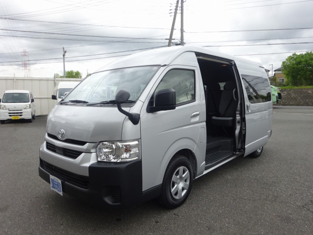 トヨタ 小型 バス 3DF-GDH223B(93840) 1枚目