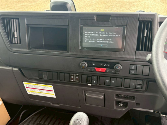 いすゞ フォワード 中型 アルミウィング 2RG-FRR90T4(93845) 22枚目