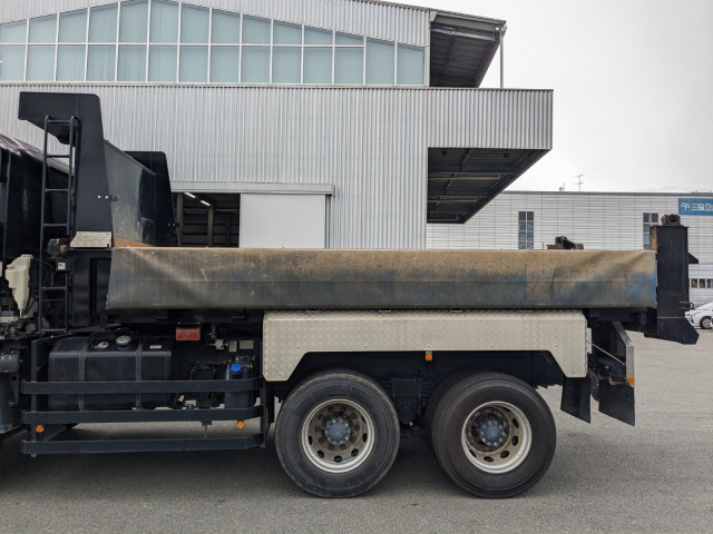 いすゞ ギガ 大型 土砂ダンプ 2PG-CXZ77CT(93864) 17枚目