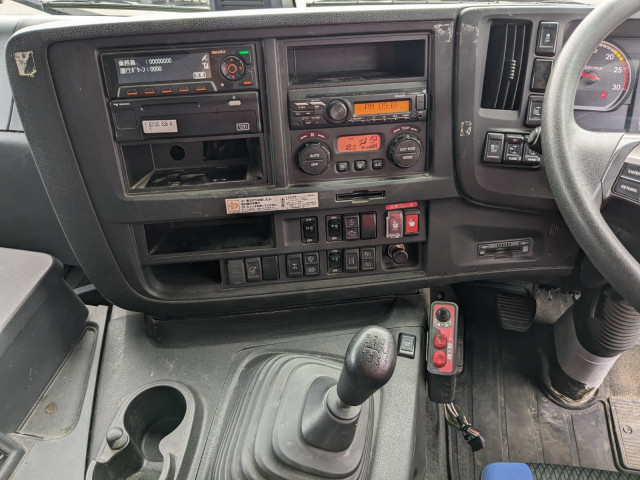 いすゞ ギガ 大型 土砂ダンプ 2PG-CXZ77CT(93864) 37枚目