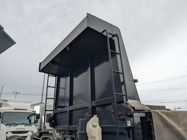 いすゞ ギガ 大型 土砂ダンプ 2PG-CXZ77CT(93864) 41枚目