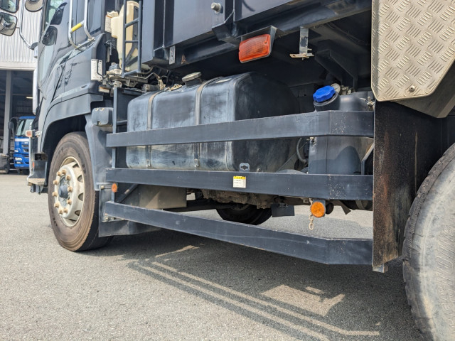 いすゞ ギガ 大型 土砂ダンプ 2PG-CXZ77CT(93867) 11枚目