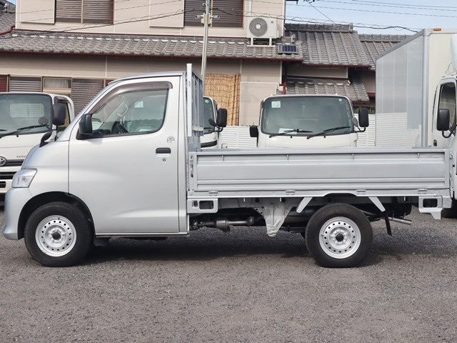 トヨタ タウンエース 小型 平ボディ 5BF-S413U(93872) 9枚目