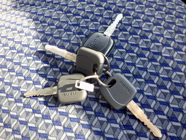 いすゞ エルフ 小型 平ボディ 2RG-NMR88AR(93873) 50枚目
