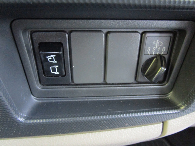 日産自動車 アトラス 小型 平ボディ CBF-SQ2F24(93883) 34枚目