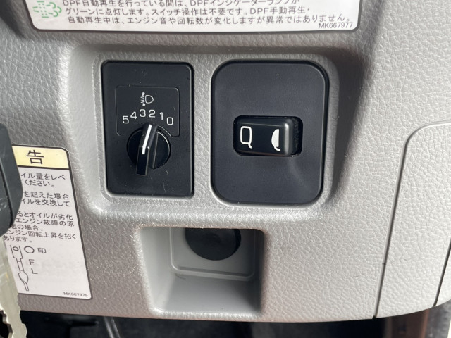 三菱ふそう キャンター 小型 平ボディ 2TG-FBA00(93885) 31枚目