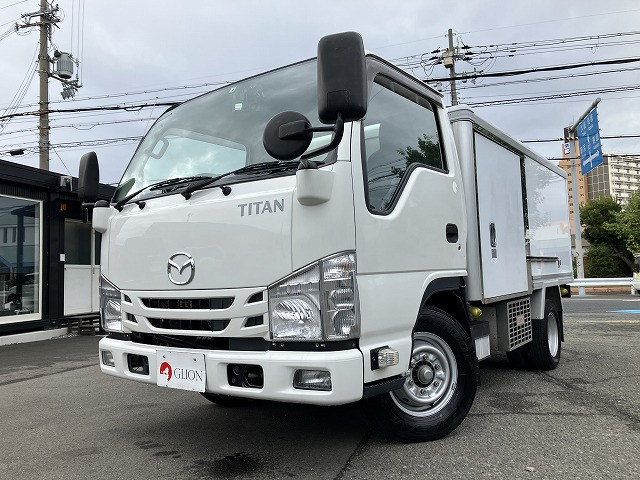 マツダ タイタン 小型 冷凍冷蔵バン 2RG-LHR88AN(93886) 1枚目