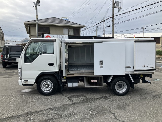 マツダ タイタン 小型 冷凍冷蔵バン 2RG-LHR88AN(93886) 11枚目