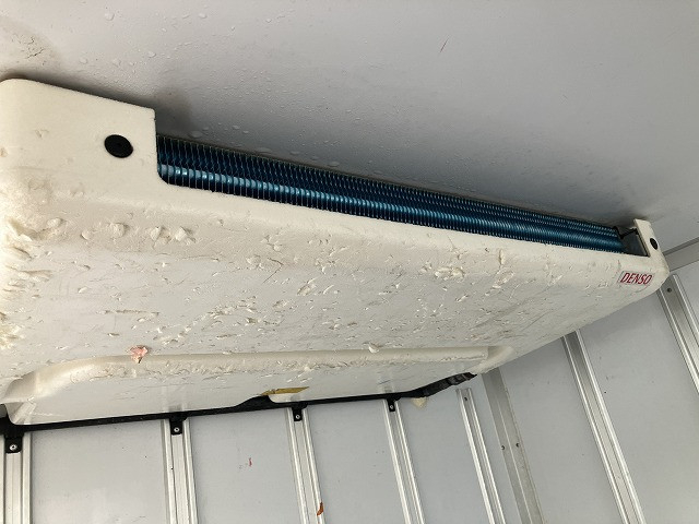 マツダ タイタン 小型 冷凍冷蔵バン 2RG-LHR88AN(93886) 20枚目