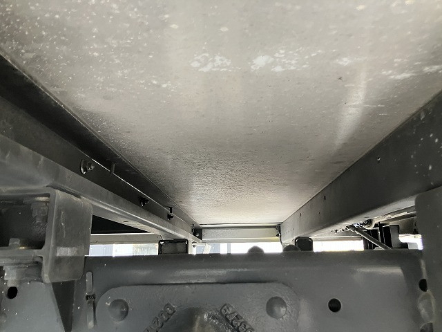 マツダ タイタン 小型 冷凍冷蔵バン 2RG-LHR88AN(93886) 33枚目