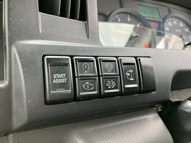 マツダ タイタン 小型 冷凍冷蔵バン 2RG-LHR88AN(93886) 39枚目