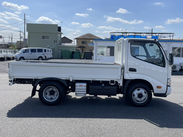 日野 デュトロ 小型 平ボディ 2RG-XZU605M(93889) 4枚目