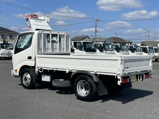日野 デュトロ 小型 平ボディ 2RG-XZU605M(93889) 7枚目