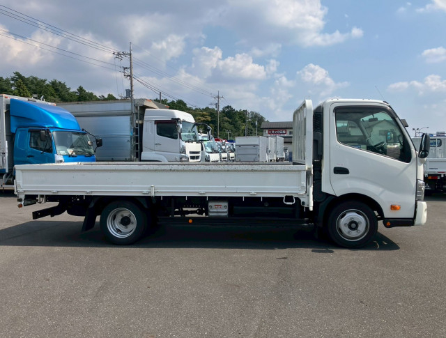 日野 デュトロ 小型 平ボディ 2RG-XZU710M(93893) 4枚目