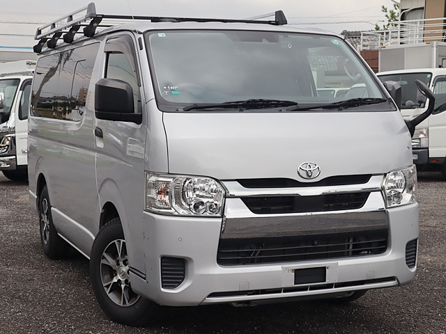 トヨタ ハイエース 小型 アルミバン QDF-GDH201V(93896) 2枚目