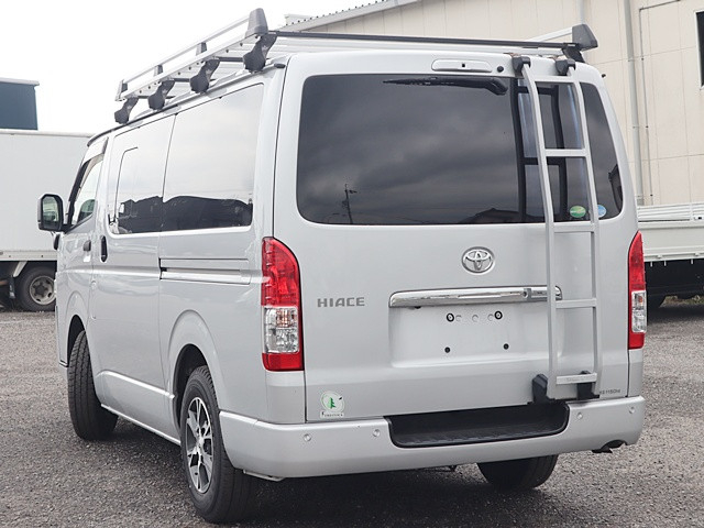 トヨタ ハイエース 小型 アルミバン QDF-GDH201V(93896) 3枚目