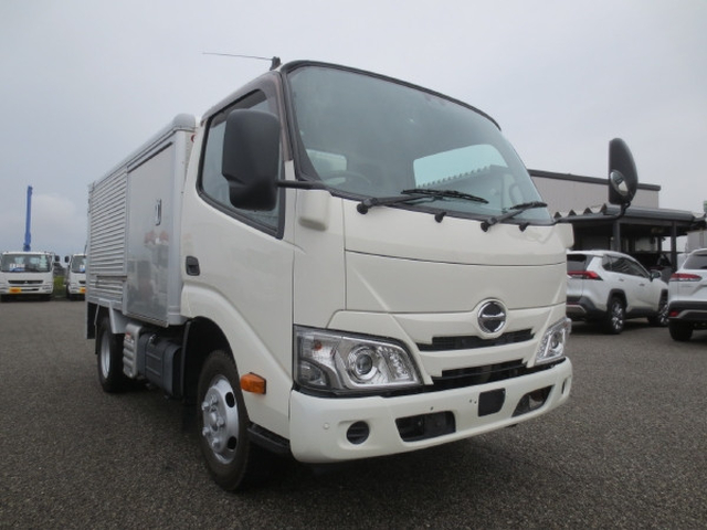 日野 デュトロ 小型 アルミバン 2RG-XZC605M(93901) 2枚目