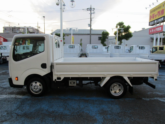 日産自動車 アトラス 小型 平ボディ CBF-SQ2F24(93900) 11枚目