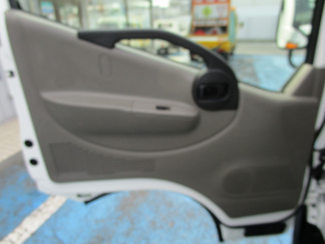 日産自動車 アトラス 小型 平ボディ CBF-SQ2F24(93900) 36枚目
