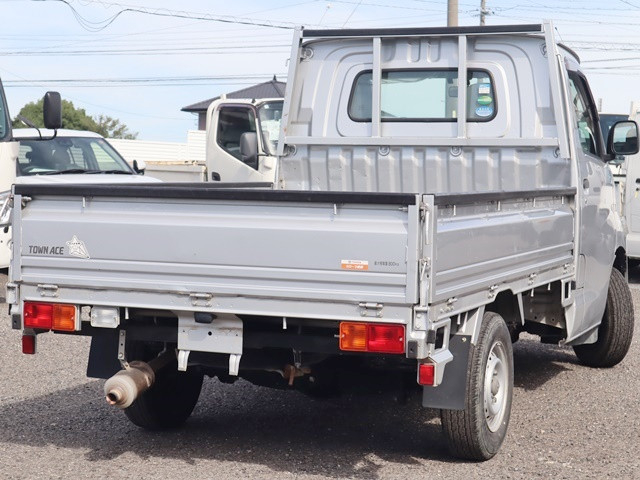 トヨタ タウンエース 小型 平ボディ DBF-S402U(93910) 3枚目