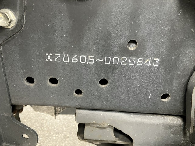 日野 デュトロ 小型 平ボディ 2RG-XZU605M(93919) 20枚目