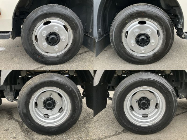 日野 デュトロ 小型 平ボディ 2RG-XZU605M(93919) 23枚目