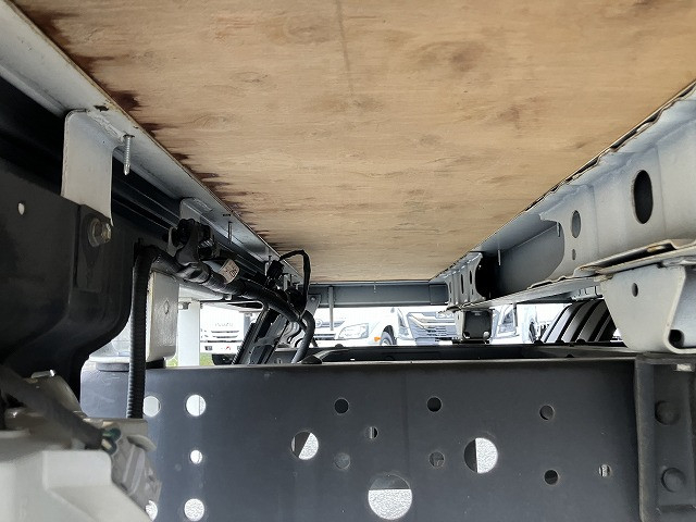 日野 デュトロ 小型 平ボディ 2RG-XZU605M(93919) 32枚目