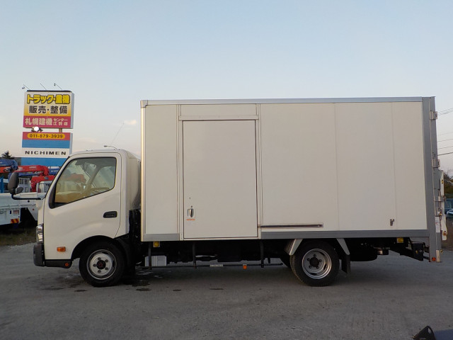 トヨタ トヨエース 小型 アルミバン TKG-XZU775(93923) 8枚目