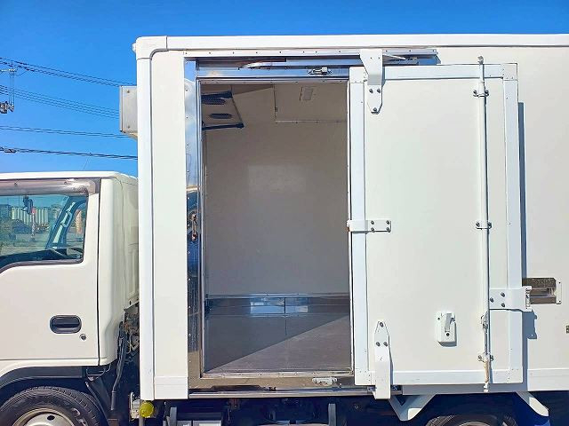 いすゞ エルフ 小型 冷凍冷蔵バン TPG-NJR85AN(93930) 7枚目