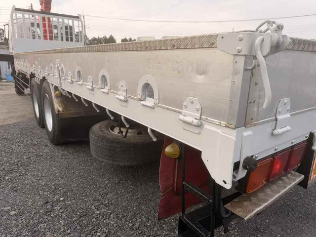 いすゞ ギガ 大型 クレーン付き PDG-CYL77V8(93959) 26枚目