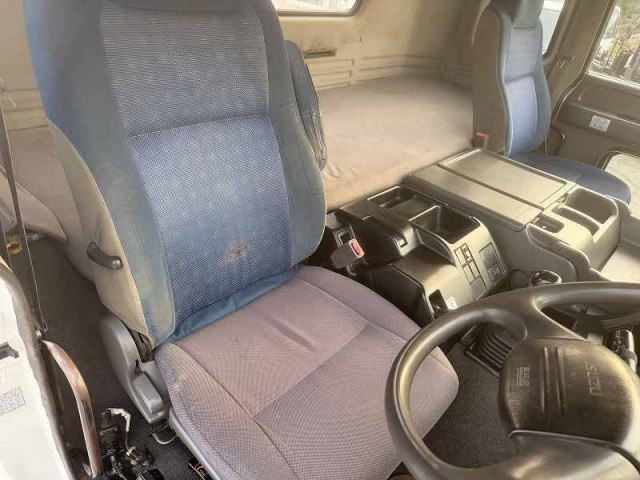 いすゞ ギガ 大型 クレーン付き PDG-CYL77V8(93959) 45枚目