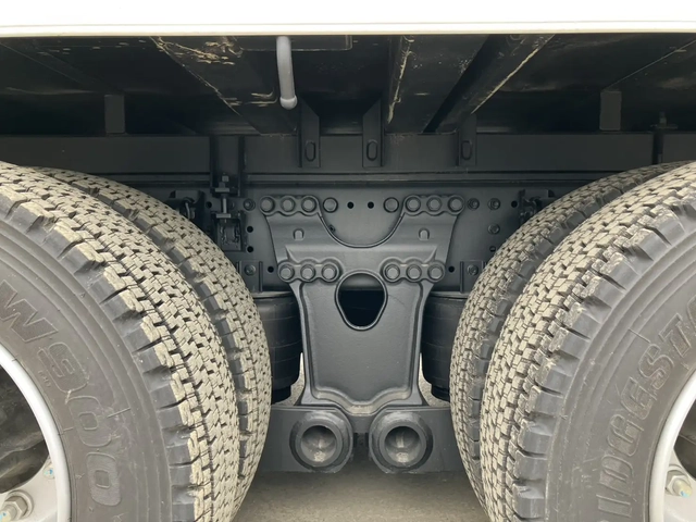 日野 プロフィア 大型 平ボディ 2DG-FW1AHB(106840) 12枚目