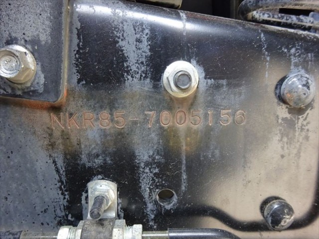 いすゞ エルフ 小型 平ボディ BDG-NKR85A(93965) 27枚目