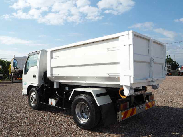 いすゞ エルフ 小型 コンテナ専用車 BDG-NKR85N(93966) 18枚目